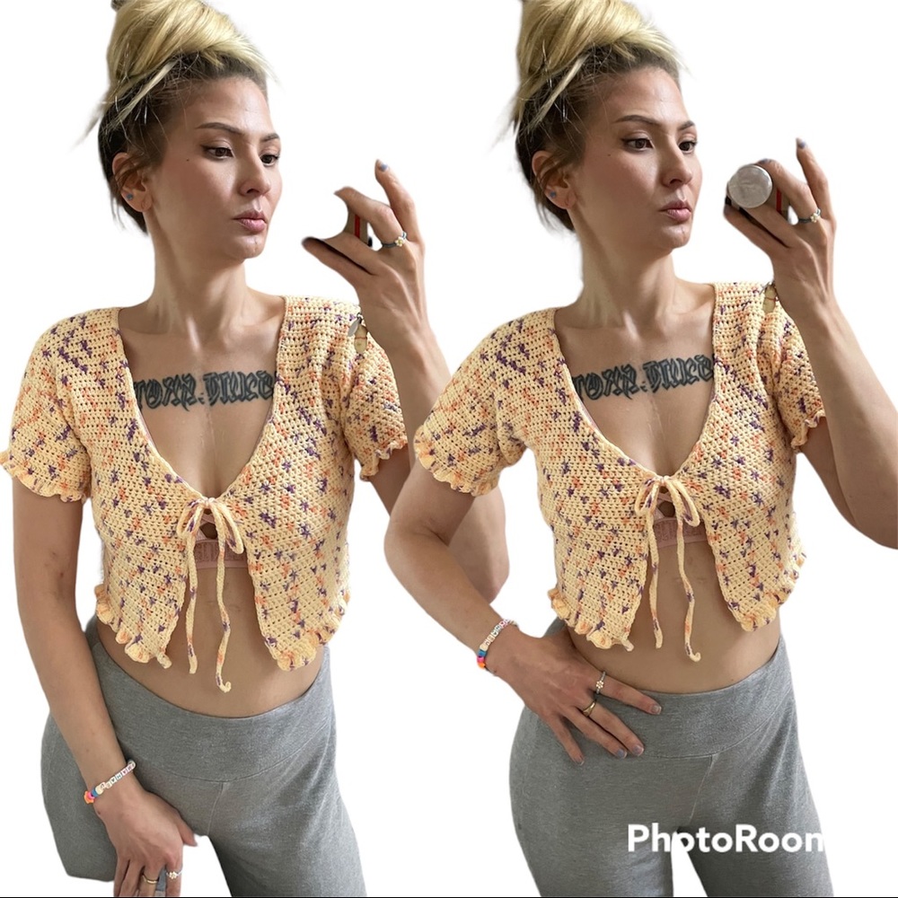 Handmade crocheted tie front y2k cardigan
